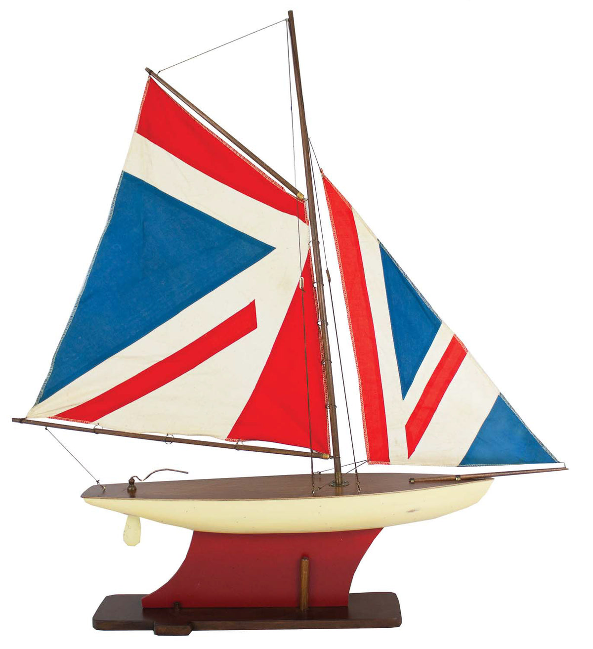 Pond Yacht & Union Flag